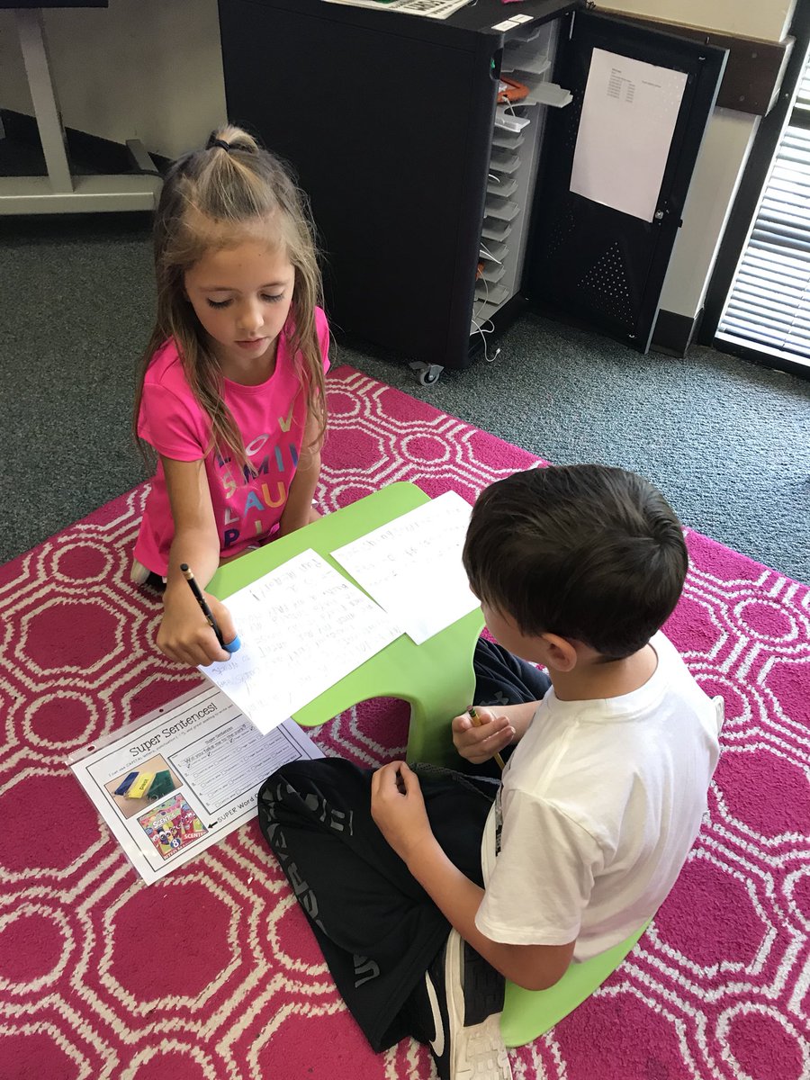 MrsMCommons's tweet photo. Hard at work with our Peanut Butter & Jelly partners! We love revising & editing each other’s work. #oneglow #onegrow #peanutbutterjelly #writersworkshop #codercats #commonsclasa https://t.co/FDH1byLi1G