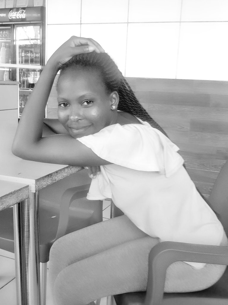 MkhariRachel's tweet photo. That look😂😂😂😂
Am still here my twitter is still free 👅👅👅👅👅👅👅👅 https://t.co/VHITimxxOa