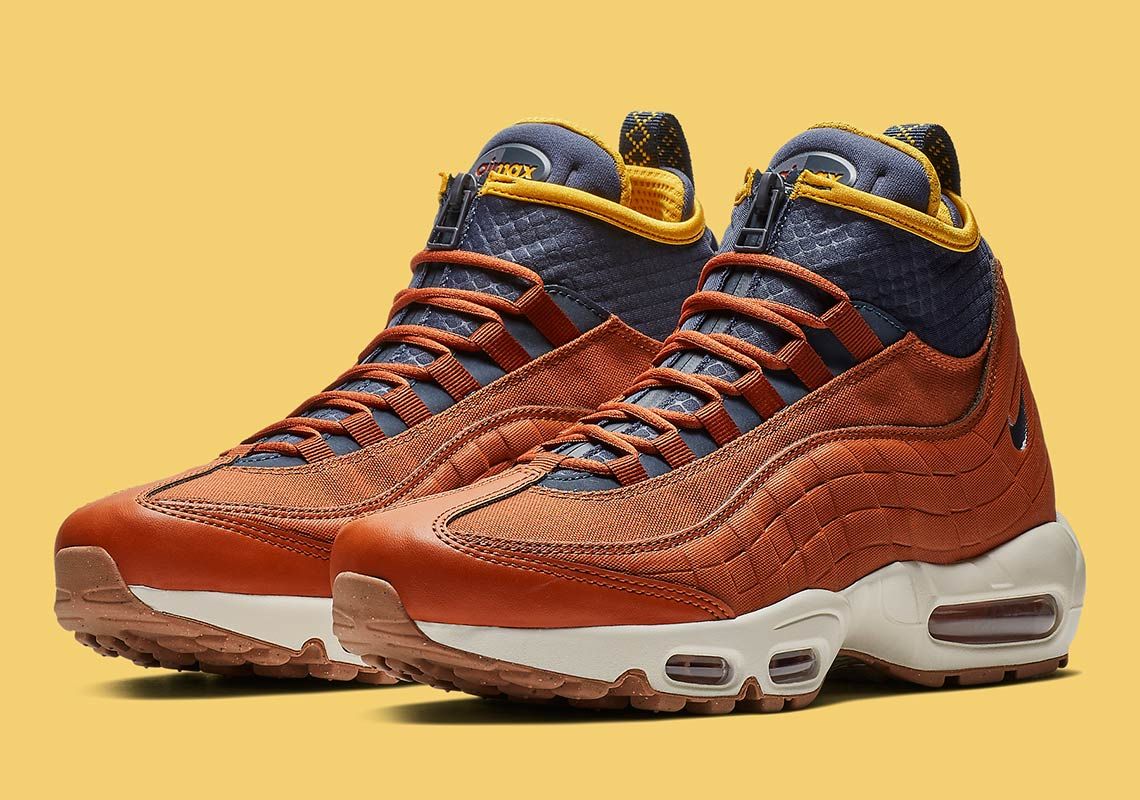 air max 95 sneakerboot on feet