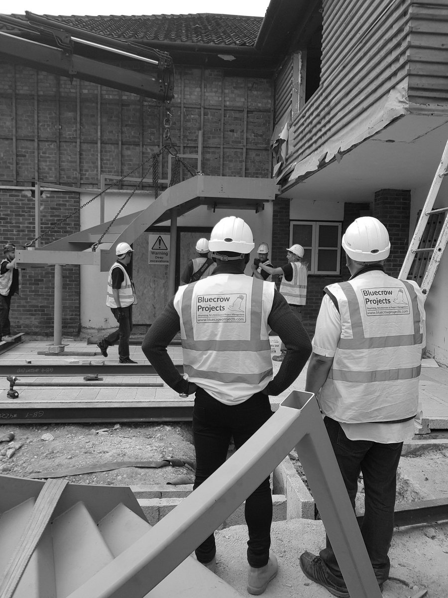 BluecrowTeam's tweet photo. Felix Warley - A few more pictures of the build as they happen...
.
#MoreTeasers #Brentwood #FelixWarley #BespokeByBluecrow #DesignLSM https://t.co/3ikim2TovP