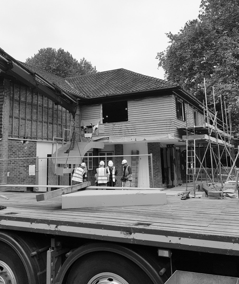 BluecrowTeam's tweet photo. Felix Warley - A few more pictures of the build as they happen...
.
#MoreTeasers #Brentwood #FelixWarley #BespokeByBluecrow #DesignLSM https://t.co/3ikim2TovP