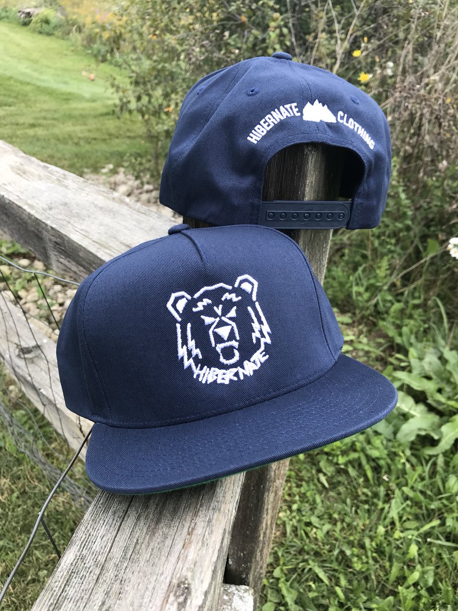 Hibernatecc's tweet photo. Available now at https://t.co/nCdmYmDKua! #hibernateclothing #bears #snapbacks #white #navy https://t.co/arNxRRODs3