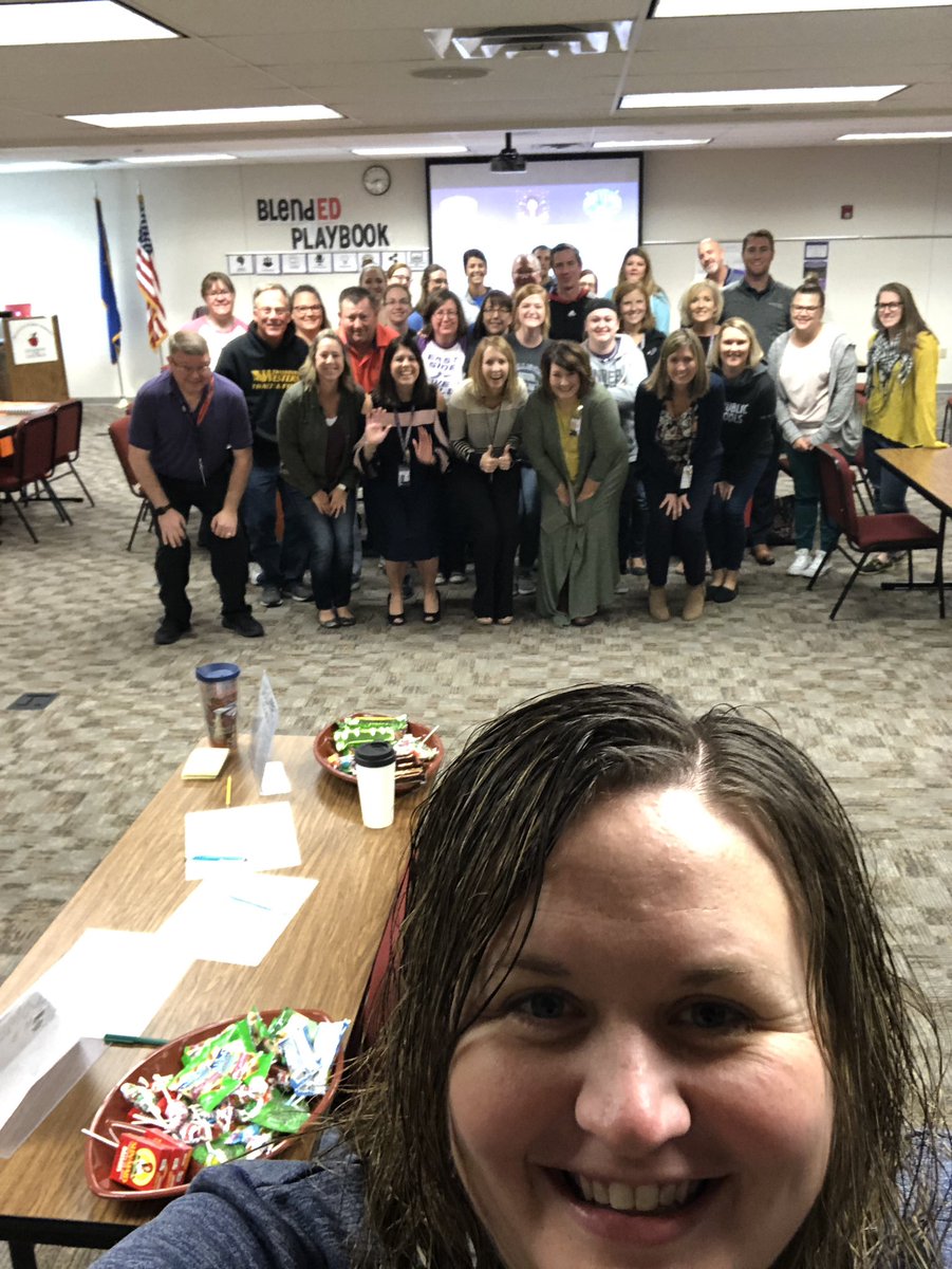 choglund87's tweet photo. Fantastic morning for Day 1 of Blended Learning with group B3! A great looking bunch of wonderful educators in @BellevueSchools. #ipadacademy #blendedlearning #bpsne @annfeldmann1 @TeachLoomis @MrsJCarlson @sdickey29 @CoachnNSmith https://t.co/Jp1CzNEvb7