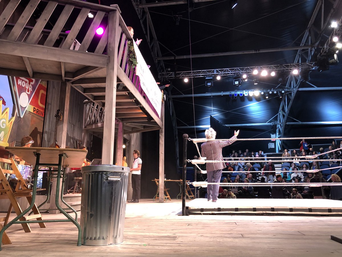sarahkirby_yung's tweet photo. Got in just under the wire on one of the added shows before #bard2018 closes for season. The Beatles-infused, high energy #AsYouLikeIt was fantastic. Did not disappoint. π@bardonthebeach. Hereβs to a memorable 30th season in 2019. #yvrarts https://t.co/NaXqFDiM9t