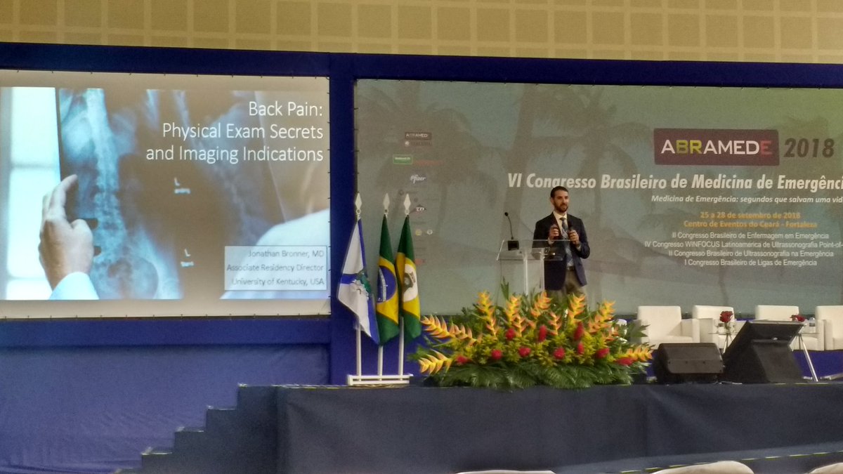 H_Herpich's tweet photo. @Bronski_EM in a excelente talk about back pain in #ABRAMEDE2018 https://t.co/P3GkdTUADm