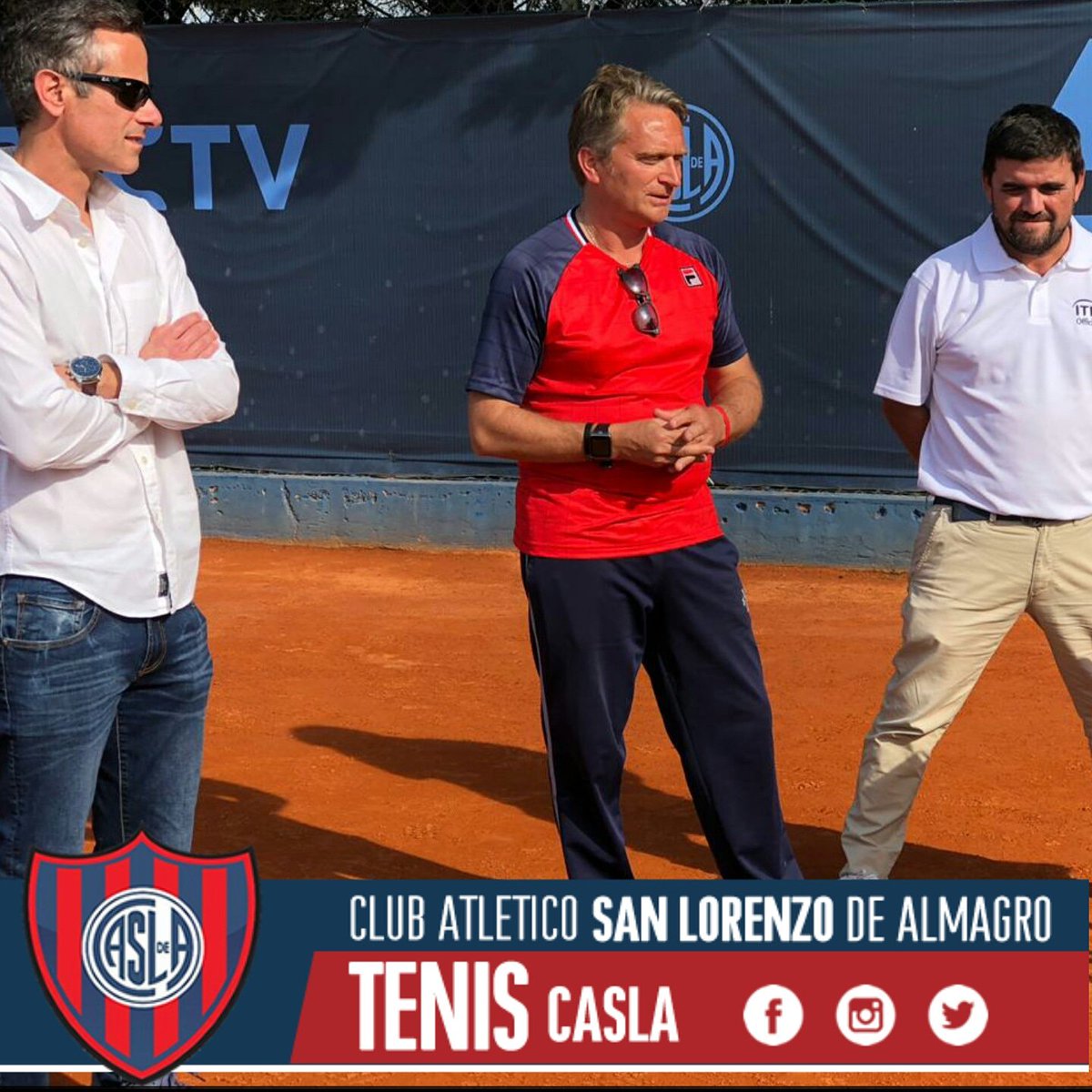 TenisCASLA's tweet photo. Charla del staff organizador del #futurecasla y del #WOMENSCASLA con @BarilariAlberto y @BetoManasOk
#tennis #Teniscasla #soycuervo #tennispro #pro #arg #sanlorenzo #casla #lasante #podio #heladogenuino https://t.co/R74yufDSpa