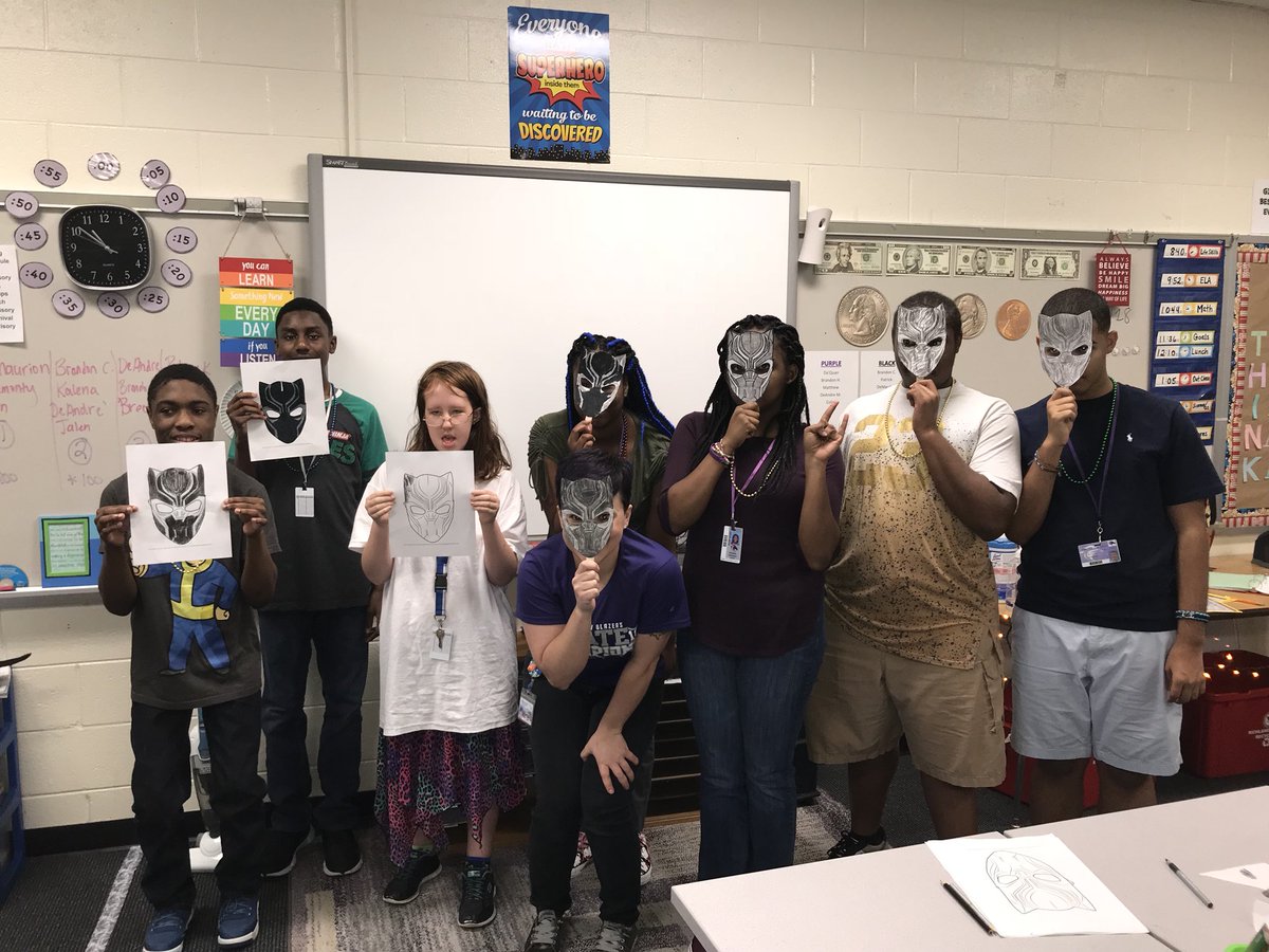 RVJournalism's tweet photo. Ms. G’s students decorating Black Panther mask for #RVReads18 #RVReads2018 https://t.co/f6Hr8bwMmx
