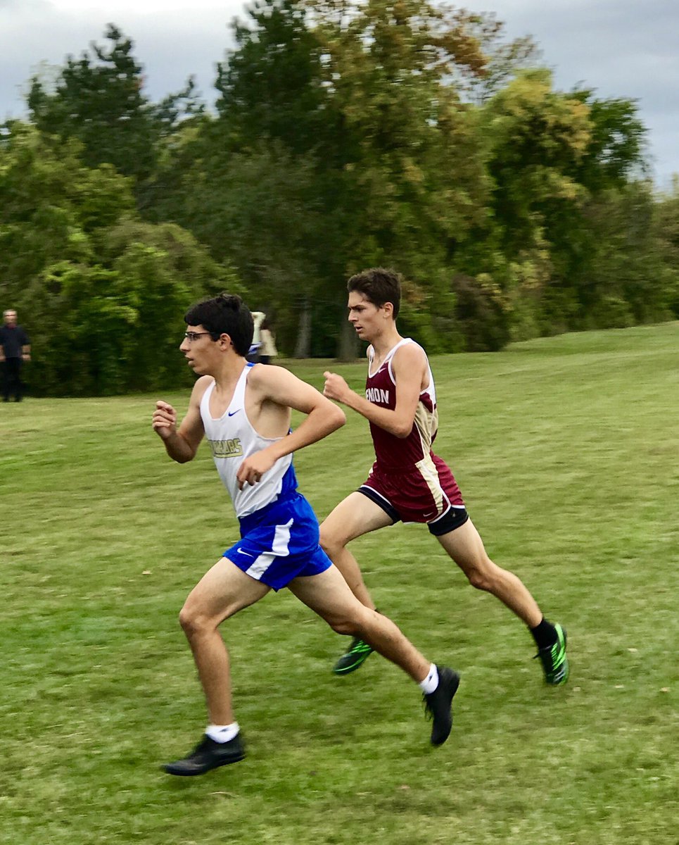 MendonXCTF's tweet photo. The future is as bright as ever with Sophomore Tom Morrell and Freshman Jessica Robinson leading the Varsity B squads last night!! #youngandfast @PCSDAthletics https://t.co/htCwTdT8JW