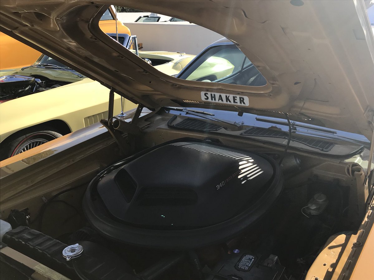 GettingClassics's tweet photo. ‘71 Dodge Challenger R/T
✅340
✅Shaker
✅Butterscotch color
#Dodge #mopar #chrysler #moparclassic #Challenger #RT #classiccar #scatpack #americanmuscle #numbersmatching #highimpactcolors #moparfam #dodgechallenger #instaAutos #InstaCars #dodgegarage #cargram #MoparorNoCar https://t.co/smPMKEm0GE
