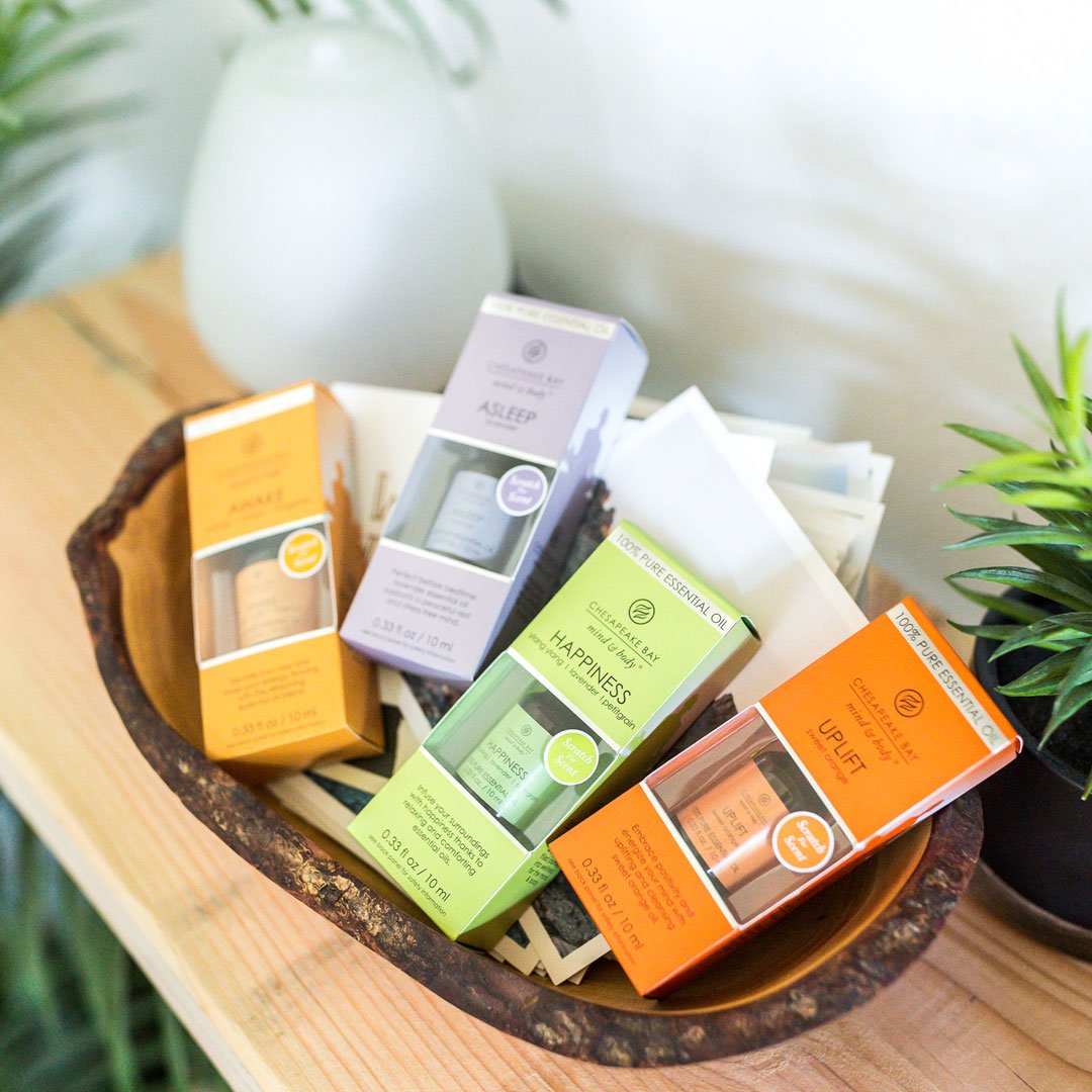 CBayCandle's tweet photo. Incorporating mood-enhancing aromatherapy into your workspace is a great way to add wellness to your everyday work life. For more ideas how to add a sense of wellness to your work environment, head over to @modishandmain: 
https://t.co/DSnGyUzAfz
#cbcwellness https://t.co/xLU4yjgHHf