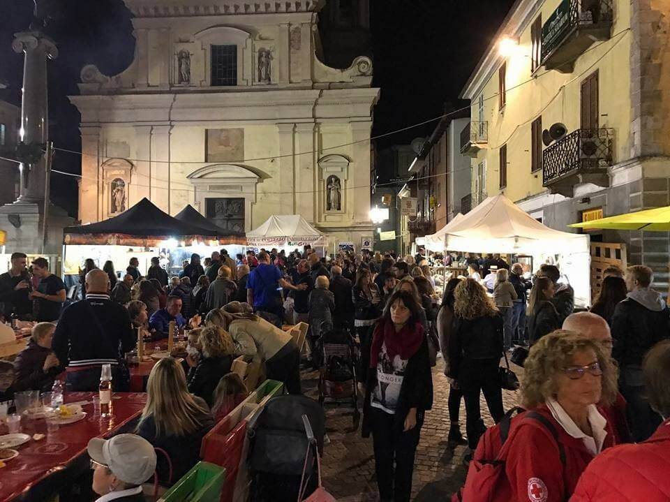 A Carignano vi attende una strabiliante edizione della Sagra Regionale del Ciapinabò linkasti.it/carignano-sagr…