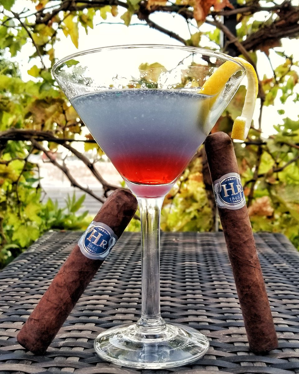 Wednesday
Space To Pace Cuban Latin Band
September 26, 2018 | 9:00PM
#LaCasaVegas
.
.
.
#southernnevada #summerlinlife #lasvegasblogger #cigarnation #yelplv #vegasevents #cigaroftheday #bestoflasvegas #offthestrip #tivolivillagelv #cigarenvy #hendersonnv #northlasvegas #cigartime