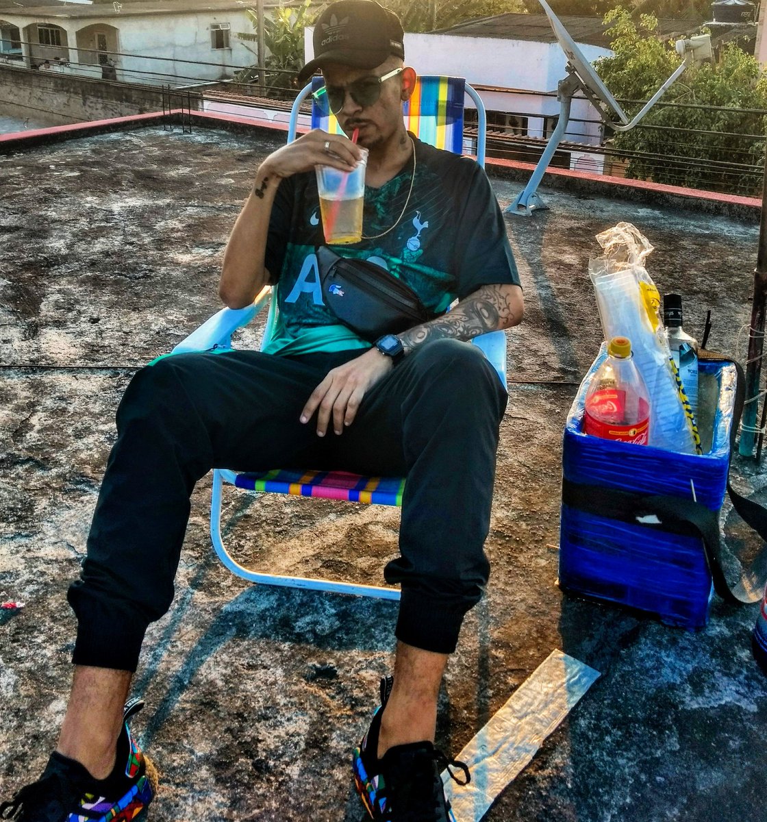 DGFABULLOSO's tweet photo. ... Eu posso e vou mudar essa história.
continuar na correria, da orgulho pra favela e o Passinho de matéria prima ♪
_
Na RIXCA em breve na Pixta 🤘
#FUNK #TRAP #FBLS https://t.co/EPGp8AtvGV