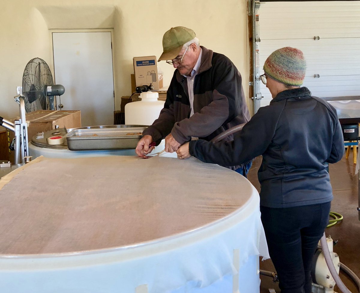 paul_vinegar's tweet photo. George and Emily, father and daughter, are infusing wine with vinegar...just another step in the process of creating amazing vinegar.

https://t.co/ioWnp6LhMG
#georgepaulvinegar https://t.co/ZuHyNsZWH5