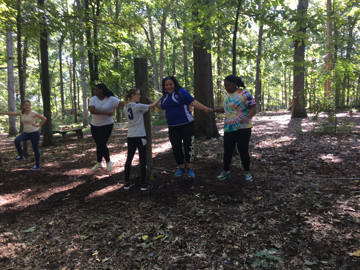 CTCLiveWire's tweet photo. @CTCLiveWire The struggle is REAL. Teamwork is dream work. @Dr_Eckert_CTE @JanellDomEnergy @Bakingchefjay https://t.co/dFLWrNM8ZY