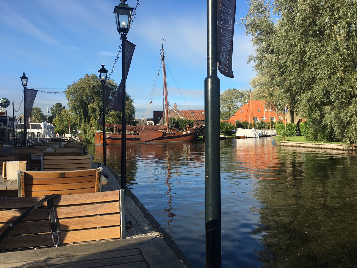 SailrZ1's tweet photo. Groetjes van Heeg #fryslan #hervst https://t.co/j6reArprQX