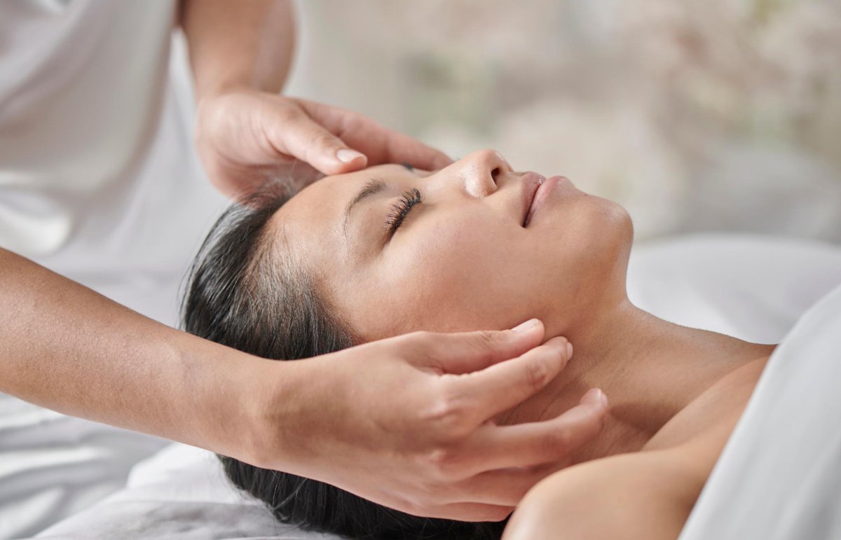 FSSurfside's tweet image. September may be coming to a close, but there is still plenty of time to experience our seasonal highlighted treatments at The Spa, now until the end of October.  📞- (786) 482-2362 to book your custom experience. #WellnessWednesday #FSSpa #SpaMonth