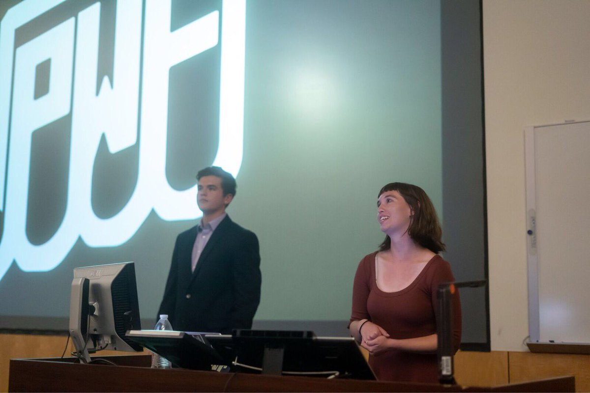 RJClements13's tweet photo. Some pictures from the Student Entrepreneurship Showcase from Friday! Phenomenal experience that has helped me overcome fear of public speaking! https://t.co/ZBxTJIoSHl