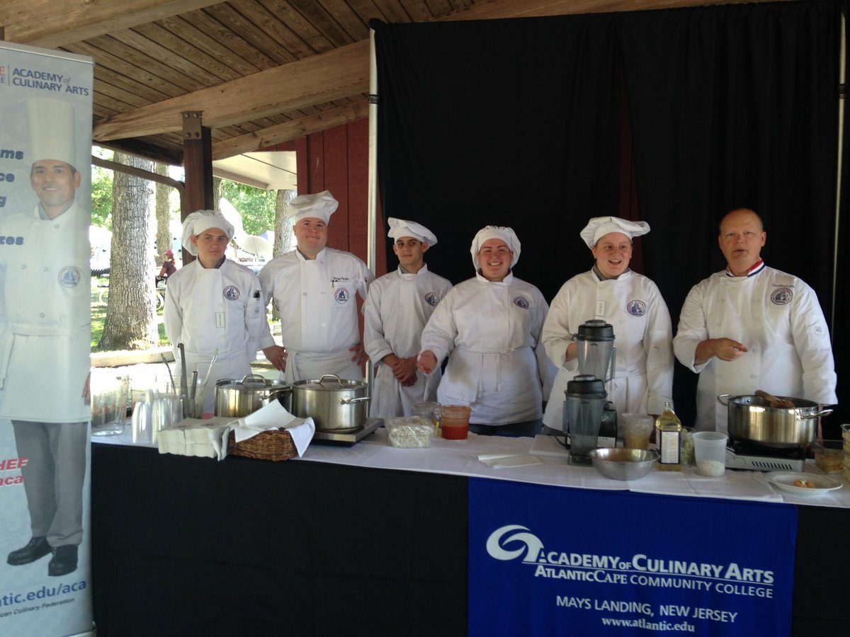 ACAChef's tweet photo. Academy students at the South Jersey Wine and Food Festival this weekend wowed audiences with their delicious demonstrations! 
#acachef #southjersey #mayslanding https://t.co/Qw8LoP8Gxf