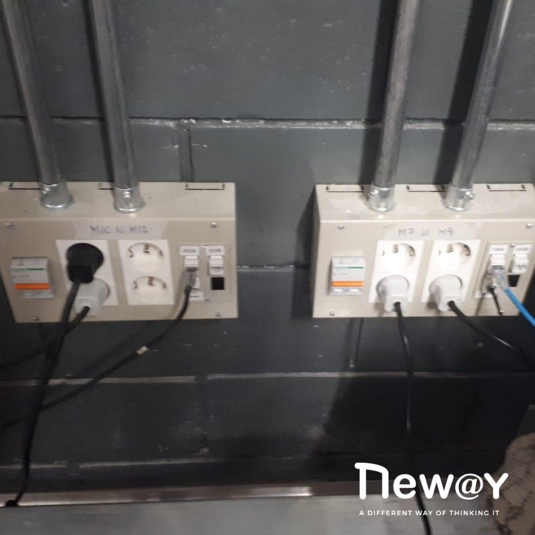 newayitok's tweet photo. 📸Compartimos imágenes de un trabajo que significó para nosotros un gran desafío: la implementación del sector digital en una importante cadena de supermercados.
#NewayIT #solucionesamedida #digitalización #tecnologia #compradigital #supermercados #hipermercados https://t.co/b9wwDbKfvz