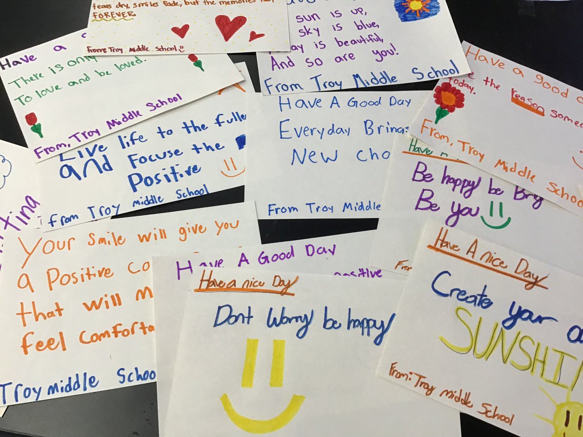 CProctorTMS's tweet photo. Lunch time Happy Messages from Mrs. @CProctorTMS Family Time to our  LOCA participants.  Going to them soo.  #TMSTribe   #BeIncredible https://t.co/iTlQb0uKAv