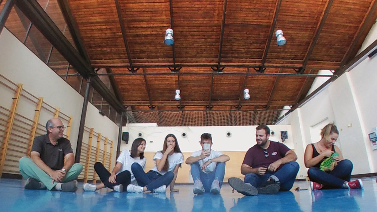 TICE_UCLM's tweet photo. En #TICEUCLM compartimos espacios de encuentro y aprendizaje para poner una nueva mirada a la formación #360°#pleorb https://t.co/1rs3WZCETm