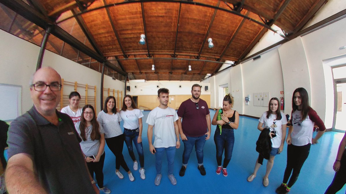 TICE_UCLM's tweet photo. En #TICEUCLM compartimos espacios de encuentro y aprendizaje para poner una nueva mirada a la formación #360°#pleorb https://t.co/1rs3WZCETm