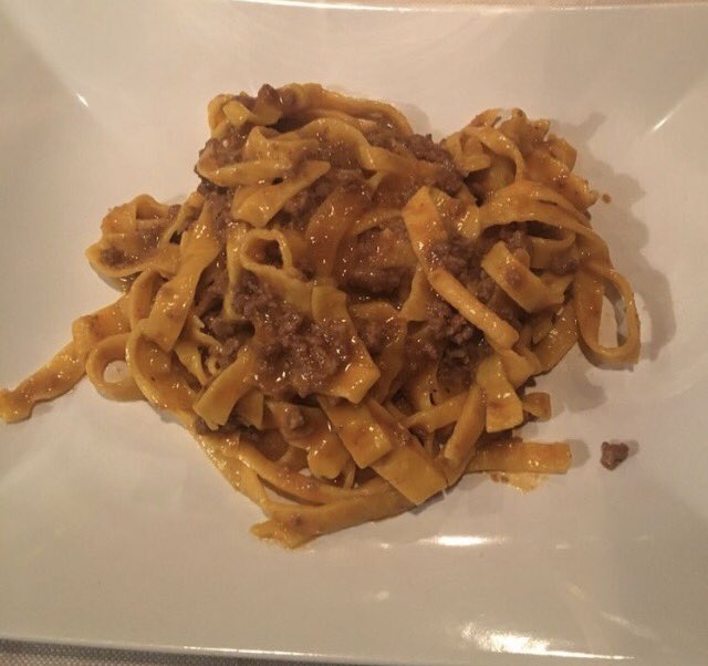 cluedyou's tweet photo. If you're in Bologna you have to go to Ristorante Alice da Oscar for the best ragu ever!! #followourclues https://t.co/RjR2fKAp60
