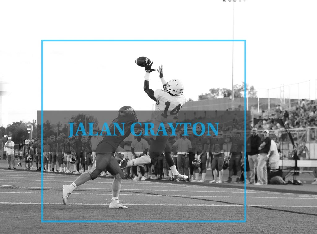RockhurstQuarry's tweet photo. @craytonjay is unstoppable. Good luck @BishopMiege_FB 

PC: @CarterLange3 https://t.co/gl0gBXEL6d