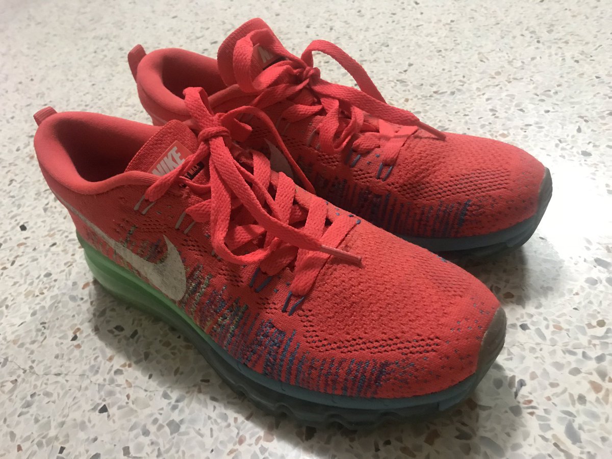 oearthh's tweet photo. ส่งต่อรองเท้า  nike flyknit air max 2016  size: 8.5uk 38,39ใส่ได้นะ ไม่มีกล่อง
เราใส่เอง2-3ครั้ง ส่งต่อเพราะไม่ค่อยได้ใส่ 2200 ราคาต่อรองได้คะ
#ส่งต่อรองเท้า #รองเท้ามือสอง #รองเท้าผ้าใบ #รองเท้าnike #nike #nikeairmax https://t.co/NYosb0uzgg