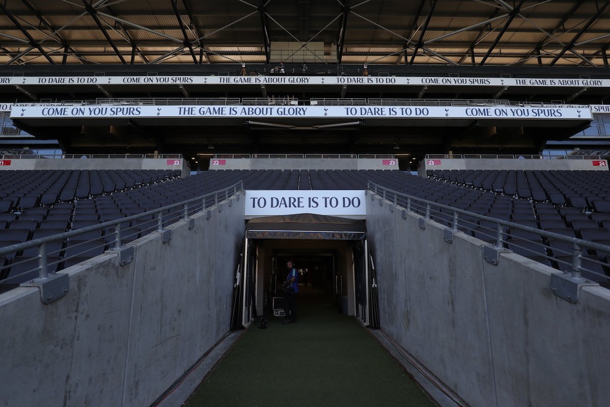 SpursOfficial's tweet photo. 📍 Stadium MK.

#COYS https://t.co/FtkqLr5bEV