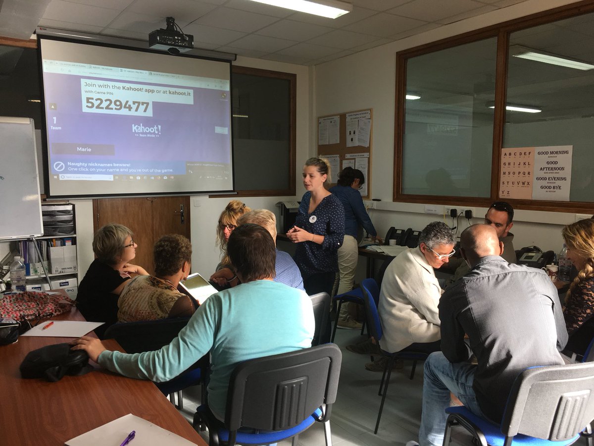 DelphineMichL66's tweet photo. [📹 En direct] Parc #Osséja, centre réinsertion professionnelle adultes handicapés #RQTH Déploiement des outils digitaux #handimooc 💻#EmploiStore #Applications 📲
Ambassadeurs digitaux de #PoleEmploi #Perpignan #St_Assiscle et #Prades https://t.co/i969nQbs8r