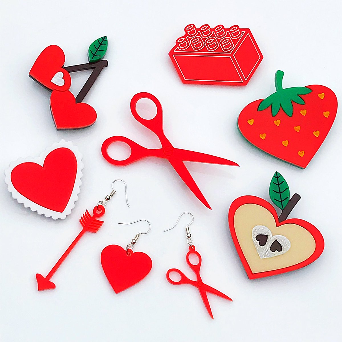 PigletJewellery's tweet photo. Day 2 of @incolourfulcomp and the week of colour challenge. You guessed it, today’s theme is RED. Here’s a little selection of some of the red jewellery that I have made❤️
#littlepigjewellerydesign #thecolourred #red #acrylicjewellery #lasercutjewellery #quirkyearrings #perspex https://t.co/qEp45wPFAO