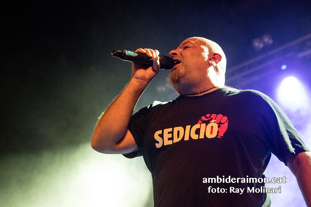 ambideraimon's tweet photo. Fotos de @Brams__2018 al concert del @TupaTupaFest a la @fmvilafranca 2018

https://t.co/acagmRp8fO

#ambideraimon #brams  #fmvila #fmvila2018 #vilafrancadelpenedès @francescribera @DavidRosellMart https://t.co/Irm3PsmiTb
