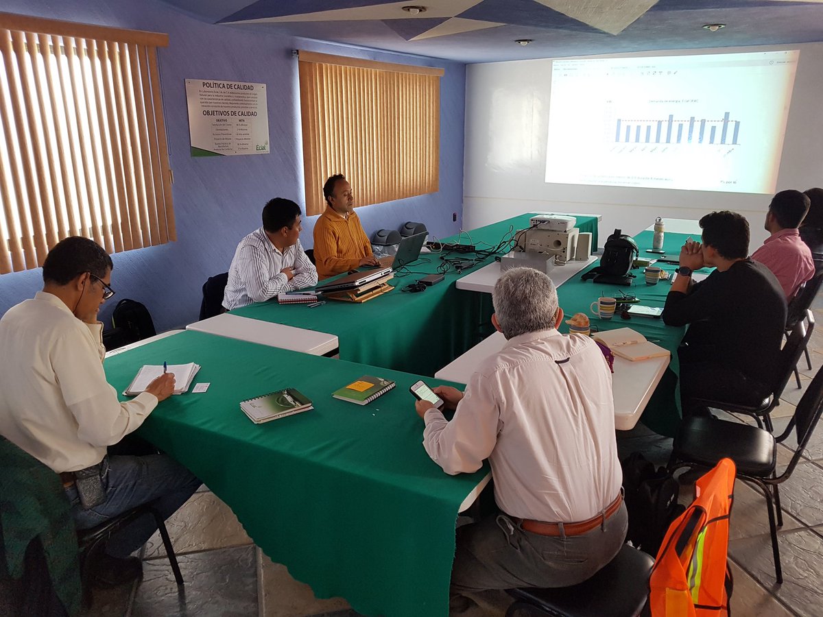 PymesConuee's tweet photo. En @EclatLabs están comprometidos con la #Sociedad #medioambiente y por eso son parte de los #casodeExito de @CONUEE_mx
#hoy Analizamos la posibilidad utilizar un sistema de calentamiento solar de agua #SCSA para precalentamiento de sus procesos.
#Proyecto2018 con @giz_gmbh https://t.co/0T3dReOrzY