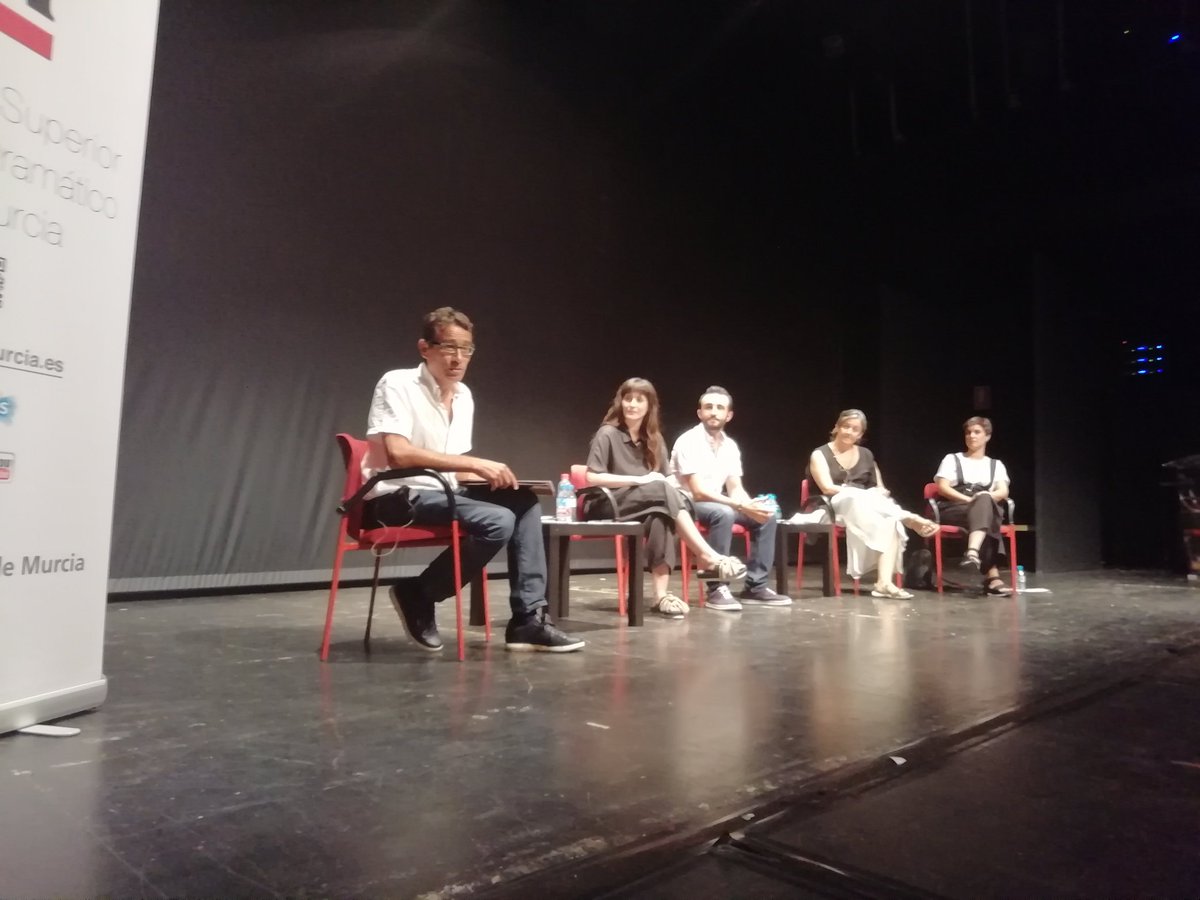 EsadMurcia's tweet photo. Mesa de Interpretación "Arte y Oficio de la Interpretación en el siglo XXI" con José A. Sánchez,  María Cobos, Celia Nadal, José Gabriel Campos y Verónica Bermúdez. https://t.co/9IreSzVIlS