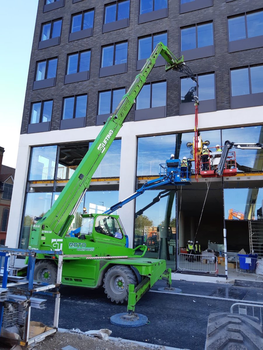 GTLIFTING's tweet photo. What better machine to assist with a glazing installation than a Roto Telehandler. This is one of our Merlo 40.25’s utilising a fly jib winch and glass vacuum lifter. All provided along with personnel, Lift Plans & RAMS.
#gtlifting #liftingequipment #360slew #merlo #glazing https://t.co/6vsjDSoqlP