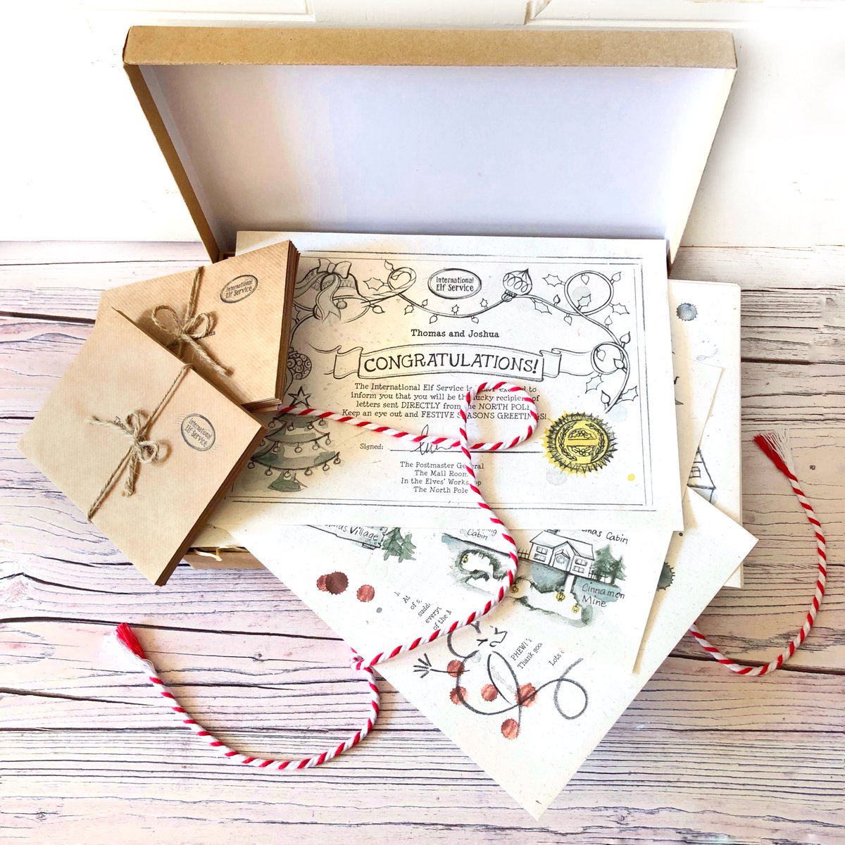 SocialBettyPR's tweet photo. This unique, simply beautiful 25 Day Advent Experience has been causing a spot of #christmasadvent excitement today @SocialBettyPR @IntElfService plus lovingly made &amp; designed in the UK 🇬🇧 RT #ChristmasCountdown https://t.co/UUvefBK8rn https://t.co/rzWFugQqR3