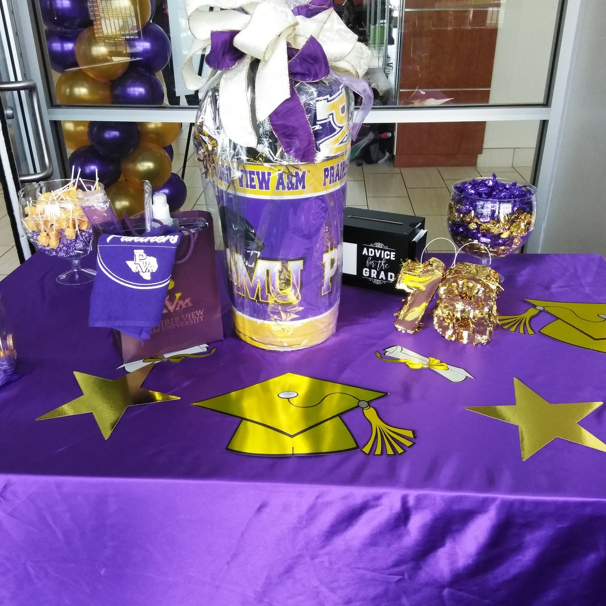 PVbookstore's tweet photo. Hey guys don't forget to enter in the drawing the office if registrar is having today you'll have a chance to win this #pv #pvamu #pvpanthers #pvgrads #bleedpurpleandgold #gradfair #graduation https://t.co/EUTyK58QaS