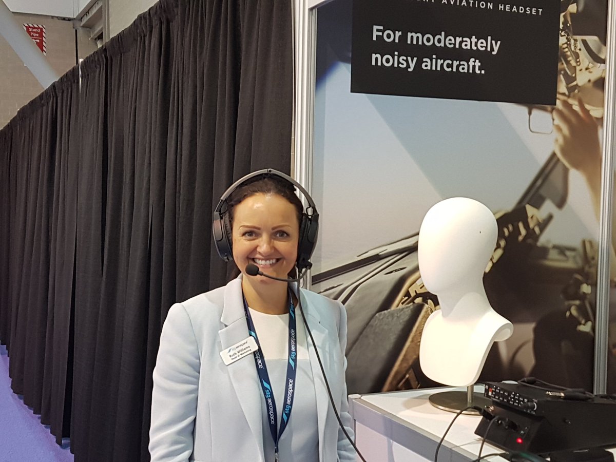 RuthAstutis's tweet photo. Blown away by @Bose pilot headsets @aix_expo #AIXBOSTON https://t.co/XAVImLH789