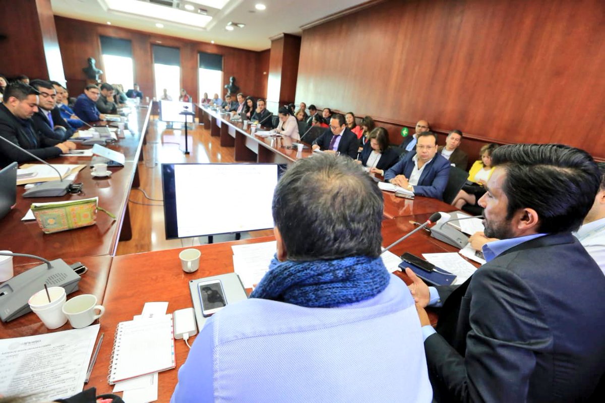 ProspectivaCund's tweet image. Desarrollamos la 3era sesión del Consejo Deptal de #PolíticaSocial #CODEPS, revisamos el estado y avance de las #PolíticasPúblicas municipales, de 533 el 90% se encuentran en formulación en temas de infancia, adolescencia, juventud y adulto mayor.