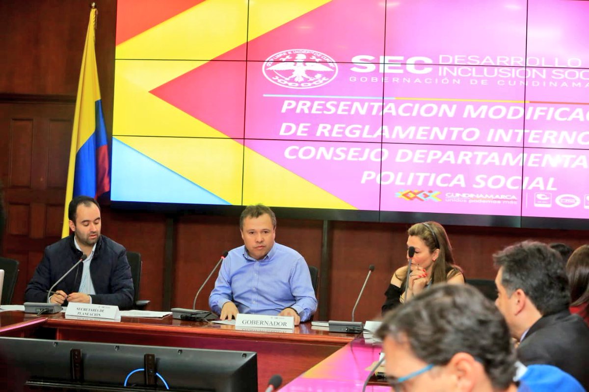 ProspectivaCund's tweet image. Desarrollamos la 3era sesión del Consejo Deptal de #PolíticaSocial #CODEPS, revisamos el estado y avance de las #PolíticasPúblicas municipales, de 533 el 90% se encuentran en formulación en temas de infancia, adolescencia, juventud y adulto mayor.