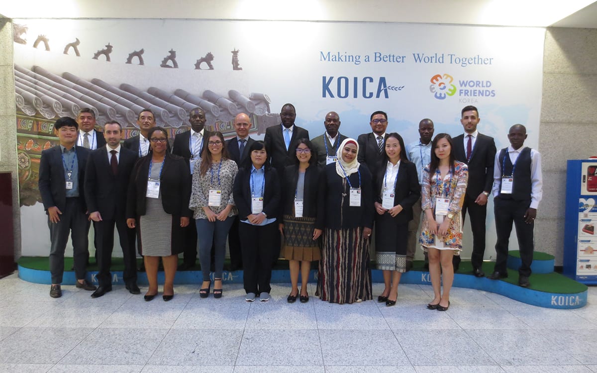 mykhunt01's tweet photo. Thank you @officialKOICA for the great opportunity. It was a memorable experience in Incheon, Seoul @iaaa5 with so much knowledge gained.
Airport Construction and Operation Course, Sept 2 - 22, 2018.
안녕하세요 Kam-sa-ham-ni-da @Koicainnigeria @KOICA_ICC. #16countries #onelove https://t.co/FovEk4nvHs
