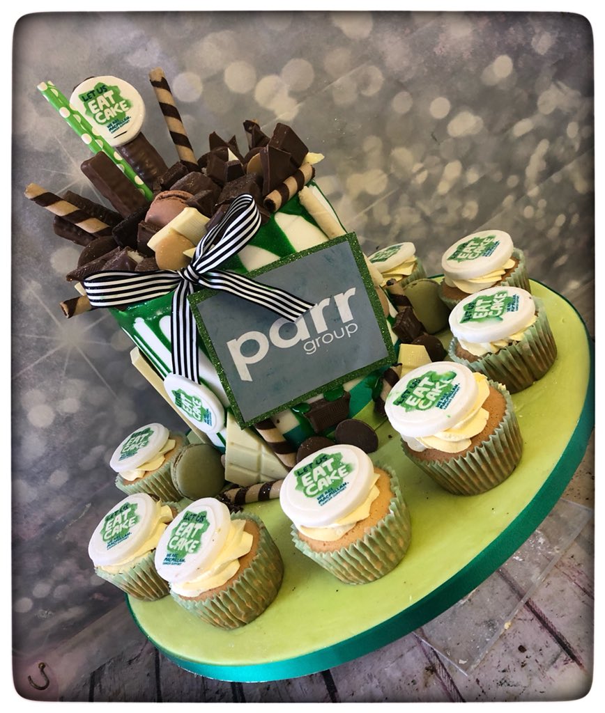 cakesbydesignnw's tweet photo. Cake day @ParrFM @DeanHillman #mcmillancoffeemorning https://t.co/Zgw70gLYJX