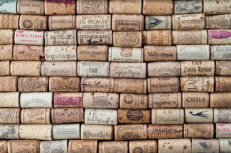 CrustPizzeria's tweet photo. Wine Wednesdays all day! 1/2 off all bottles of wine. https://t.co/GhkA7VI3mJ