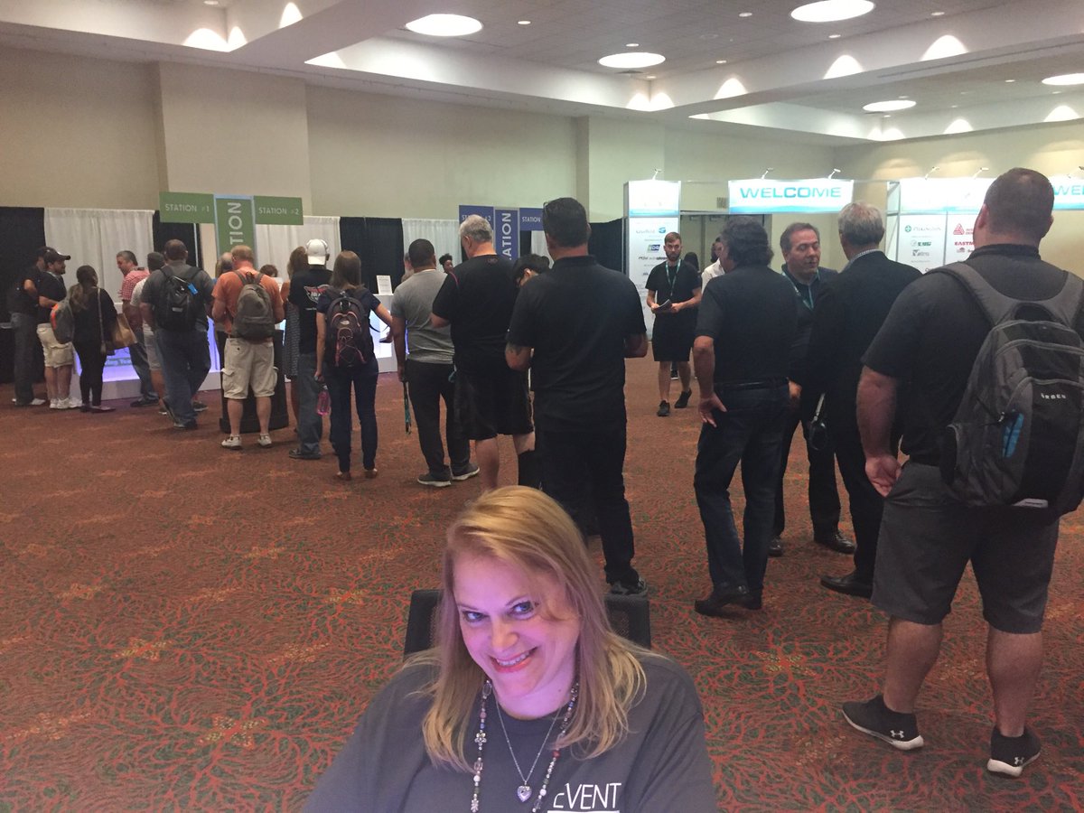 hbiller's tweet photo. The smiling face you see when being welcomed to #AGW2018 and #WFCT2018 https://t.co/1nA1ZdsuyV