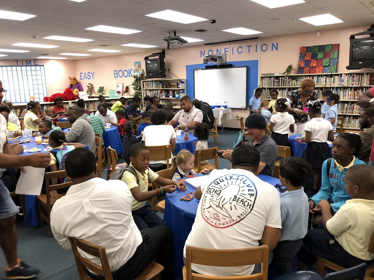 GratignyGators's tweet photo. Thank you Dads for your involvement #DTYCTSD @MDCPSCommunity @MDCPSNorth @MDCPS https://t.co/OMVGTcmaxi