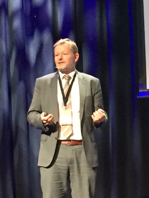 varinoj's tweet photo. Companies in #Iceland must prove they don’t gender discriminate explains says Member of Parliament Þorsteinn Víglundsson at @PWNNorway @OsloIW event. It’s had a rollover effect on improving focus on gender in general, not just salary. #oiw2018 #diversity #genderdiversity #paygap https://t.co/v71bEDomUD