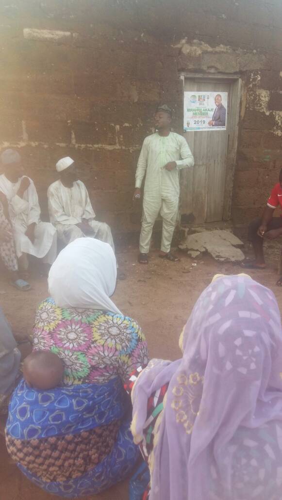 AkajeIbrahim's tweet photo. @AkajeIbrahim Ilorin West/ Asa House of Representatives aspirant movement to ANIFOWOSHE-ZONAL-MEETING. #AkajeMyRep https://t.co/CLPW2cdTjf
