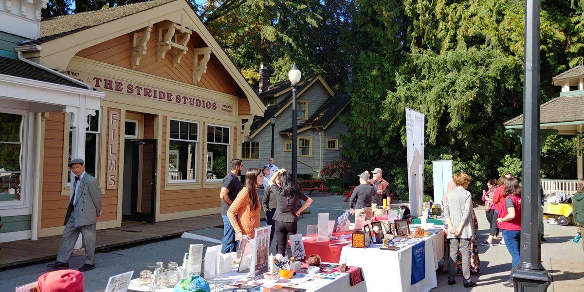 PacificParkland's tweet photo. Thanks to our friends @yvrairport we've connected over 850 individuals to the healing and learning benefits of nature through our #BusGrantProgram. We had SO much fun promoting the program at the BC Field Trip Fair on Monday.  Didn't see us at the fair? https://t.co/d4WcKn96z4 https://t.co/pkDHqSnweC